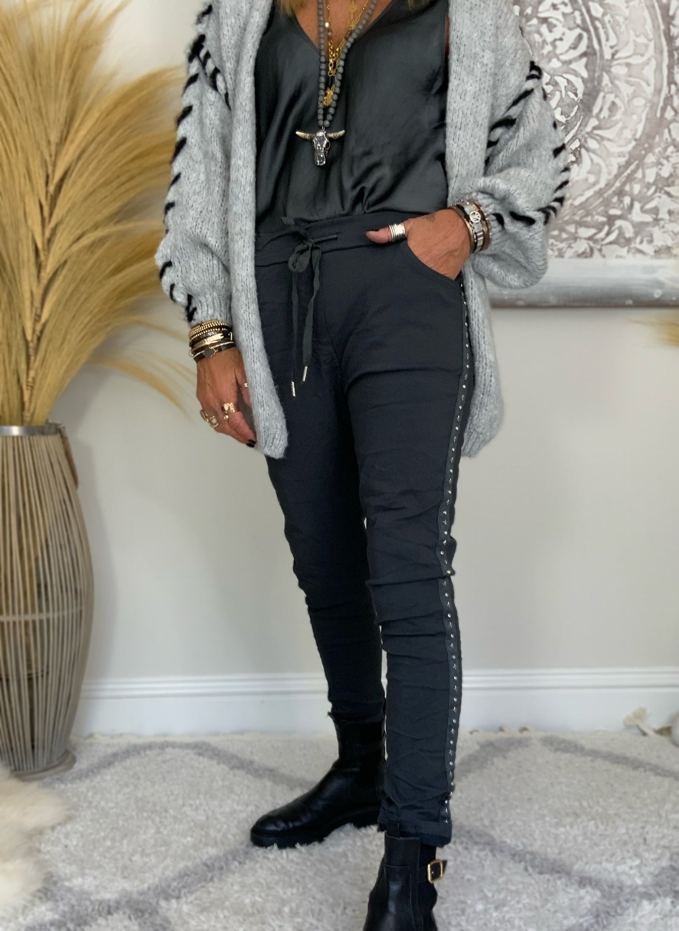 Pull-on Star Strip Trouser