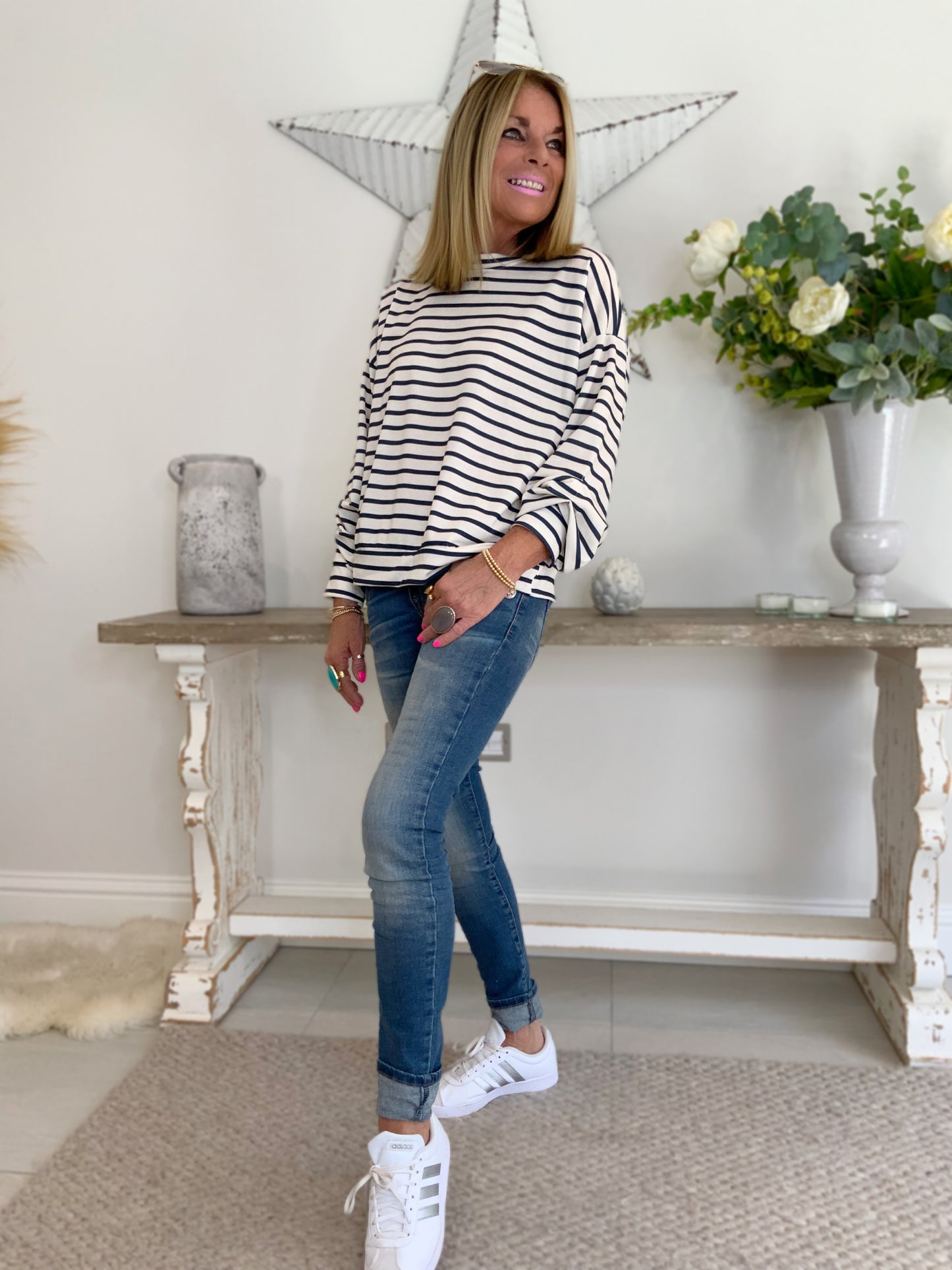 Jaz Striped Ruched Sleeve Tee-TOP