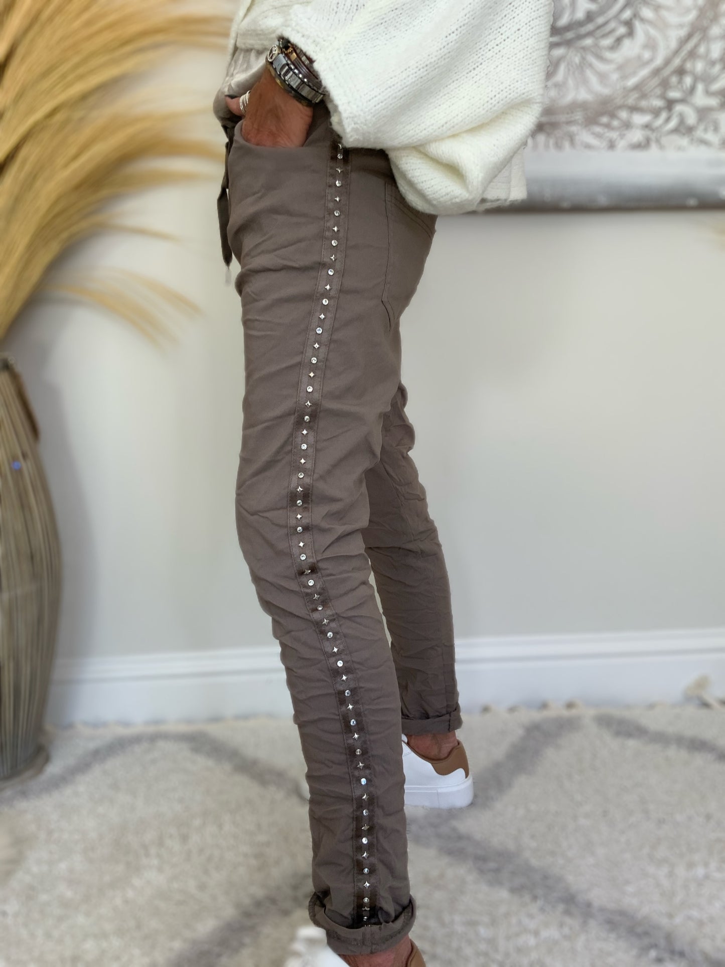 Pull-on Star Strip Trouser