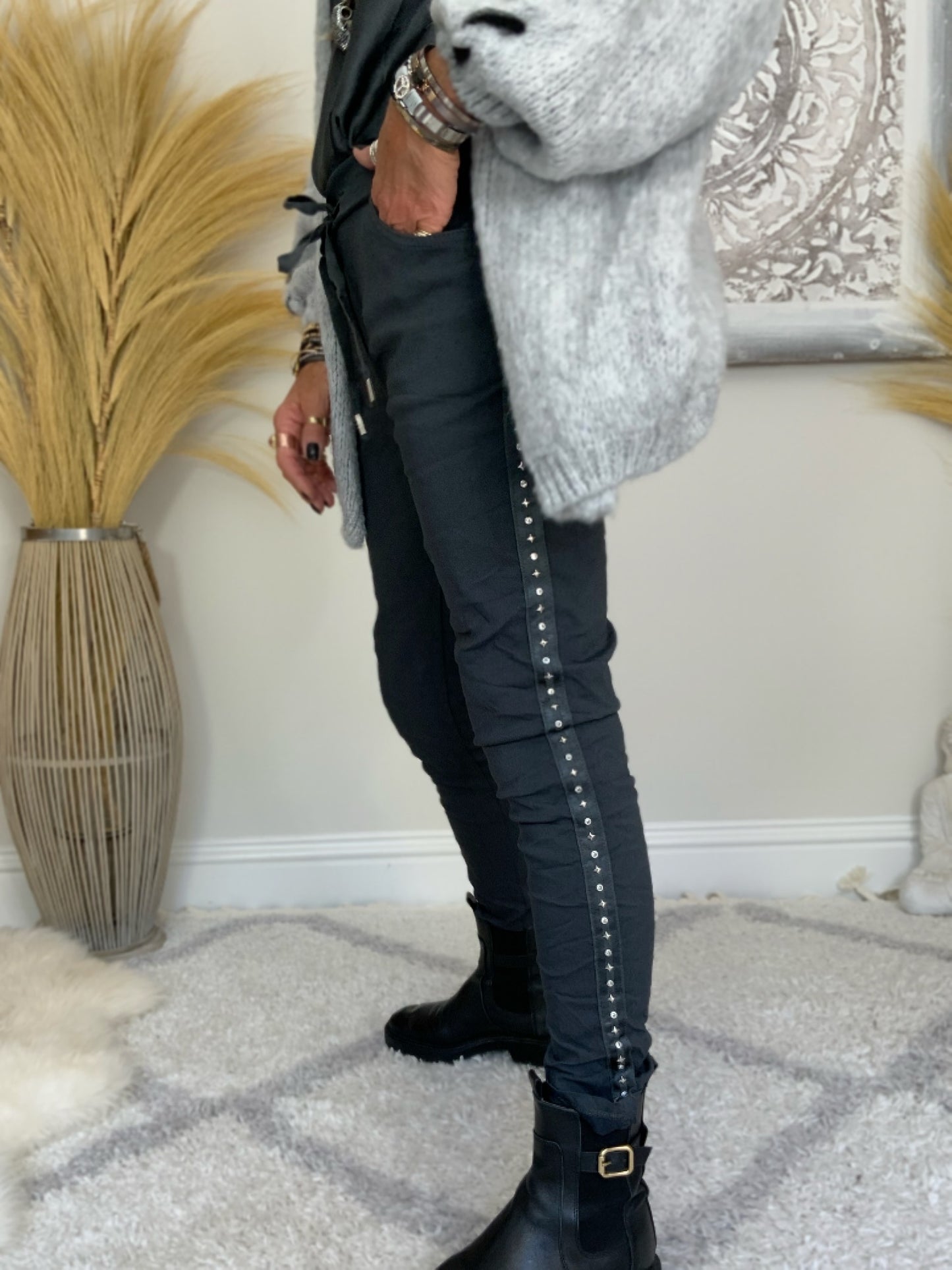 Pull-on Star Strip Trouser
