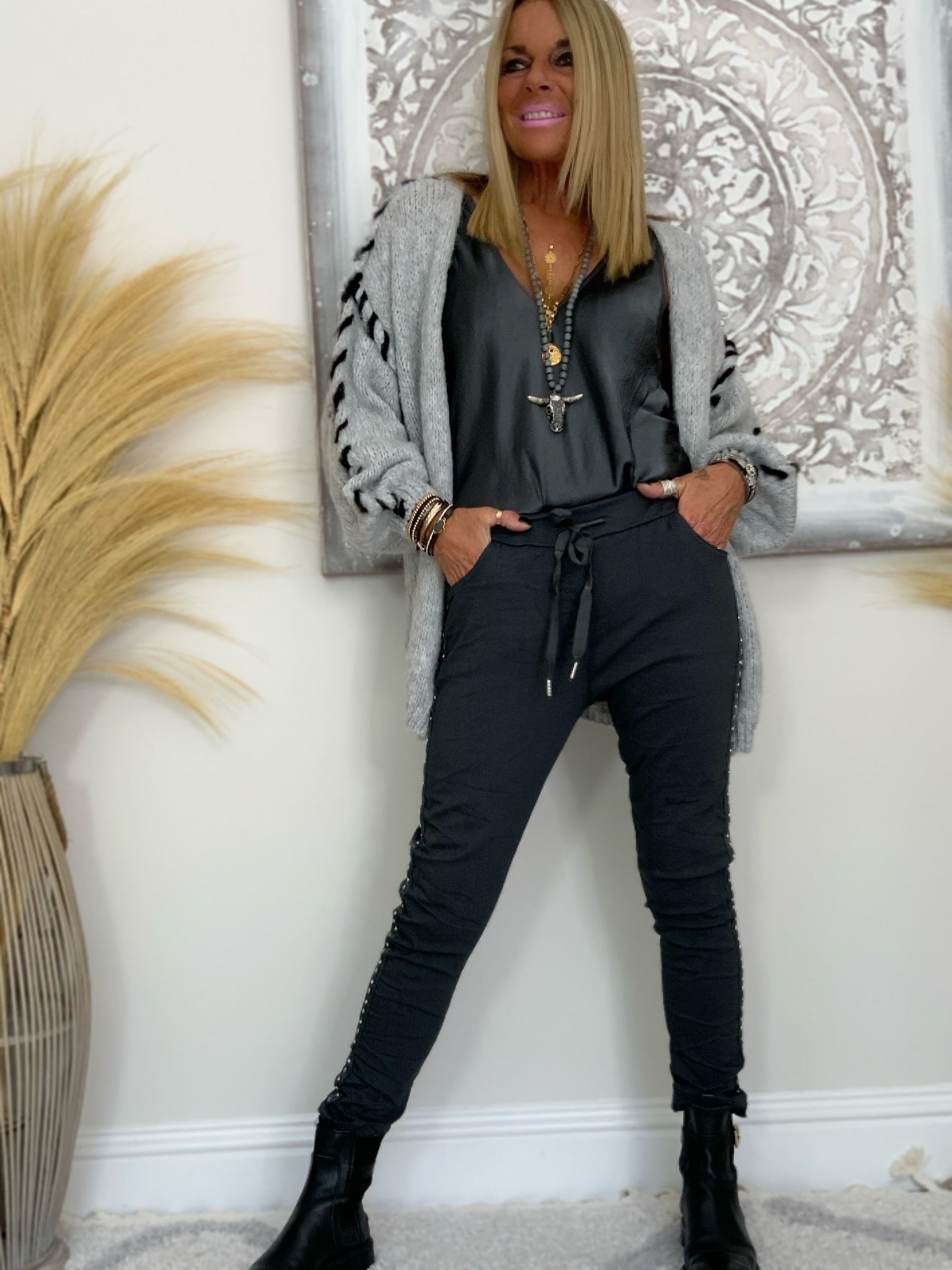 Pull-on Star Strip Trouser