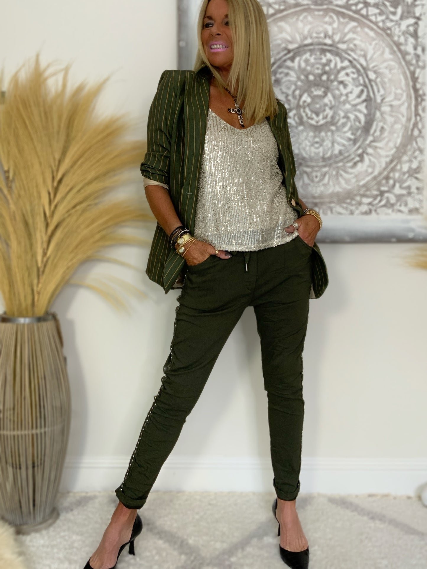 Pull-on Star Strip Trouser