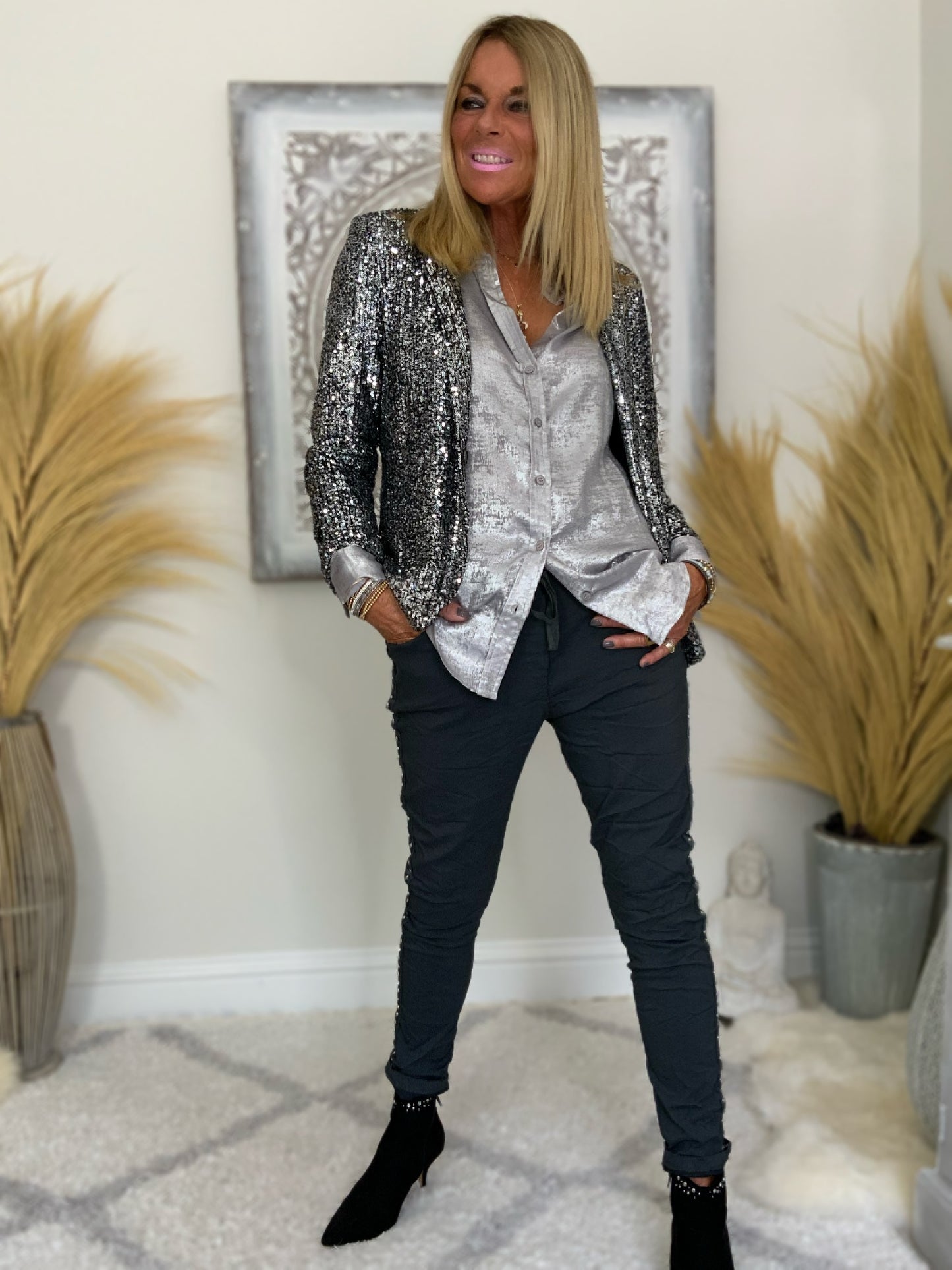 Pull-on Star Strip Trouser