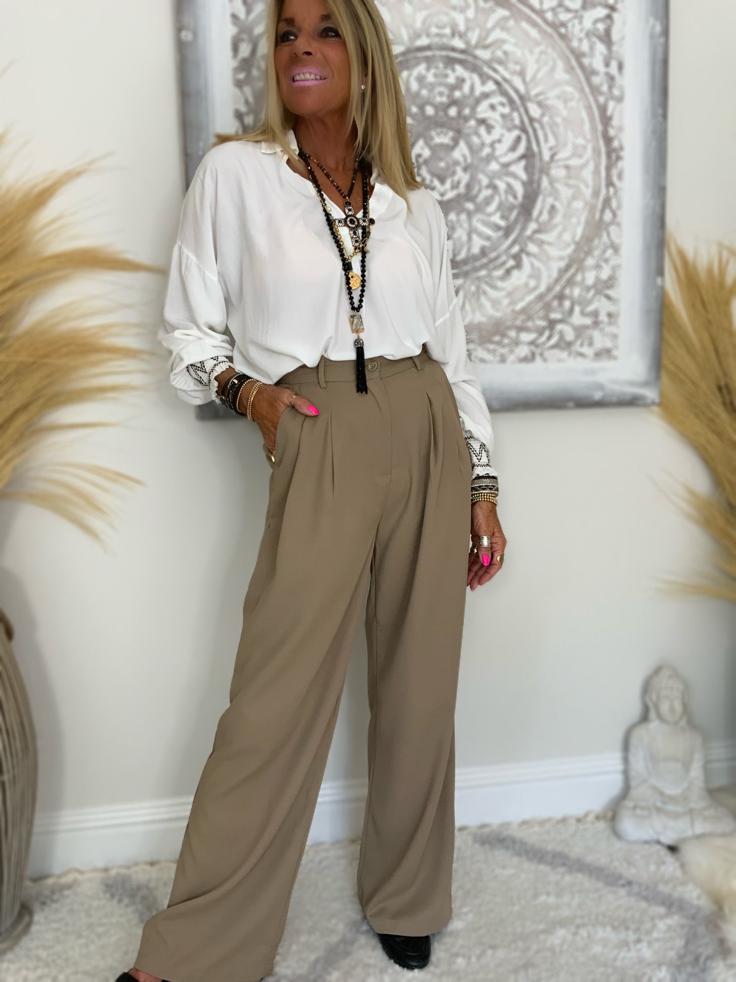 Classic Wide Leg Trouser
