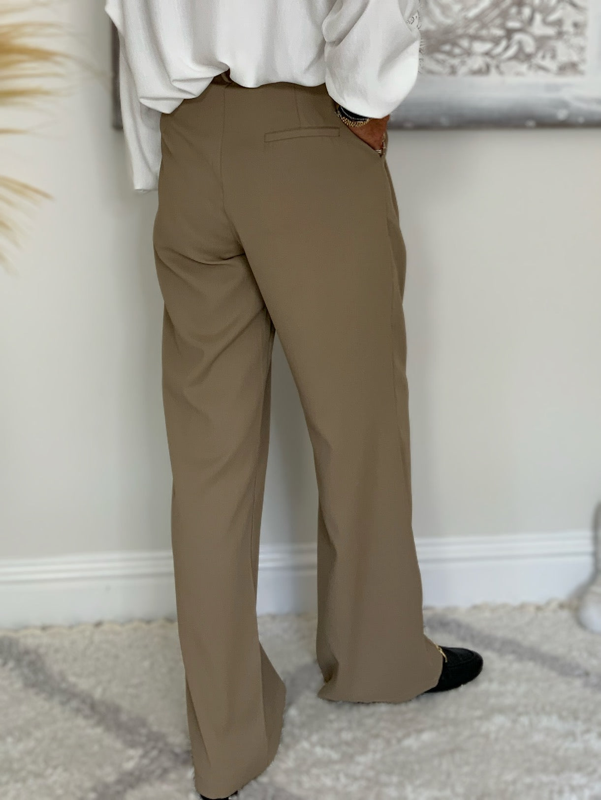 Classic Wide Leg Trouser