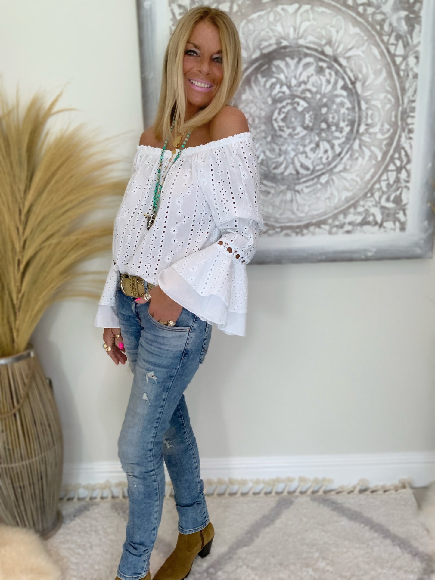 Lydia Broderie Top
