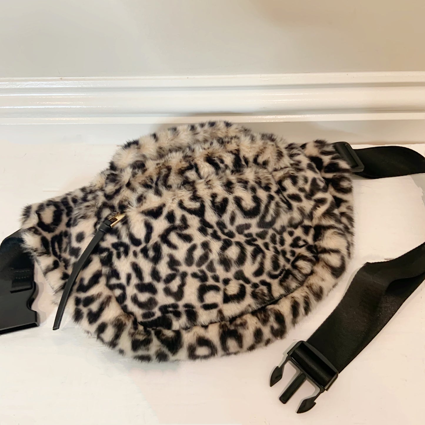 Cheetah Crossbody Sling Bag