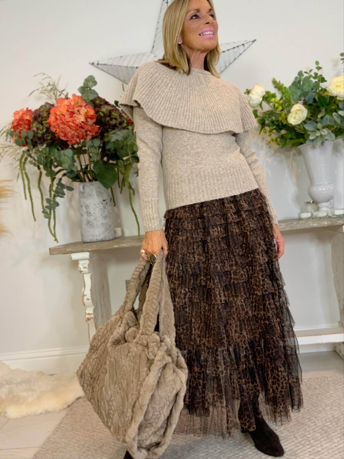 Cable Faux Fur Tote Bag