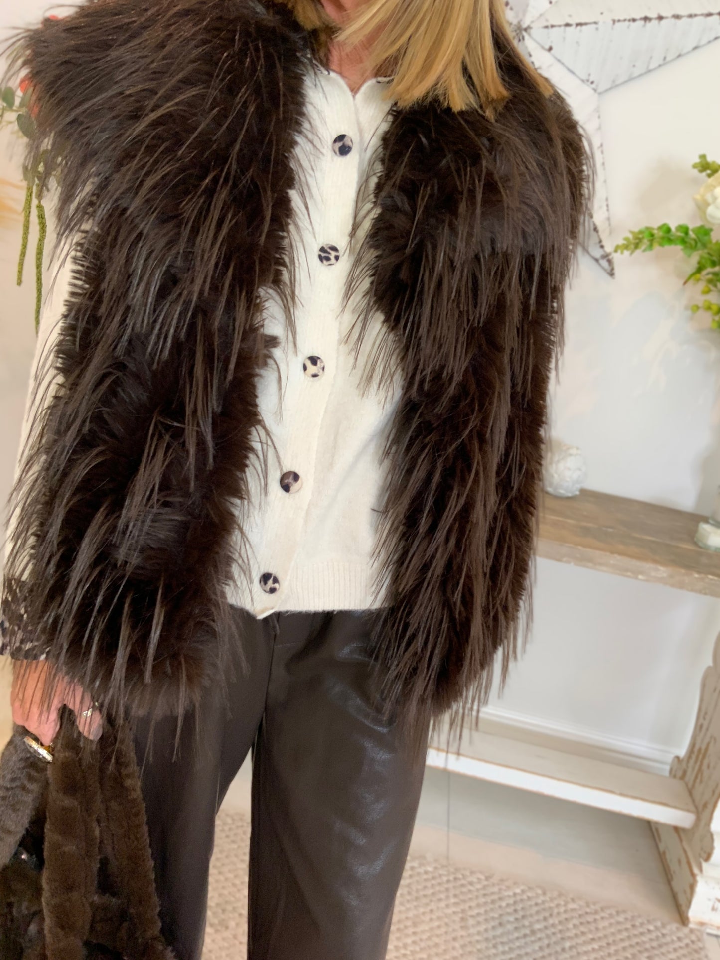 Faux Fur Shaggy Gilet