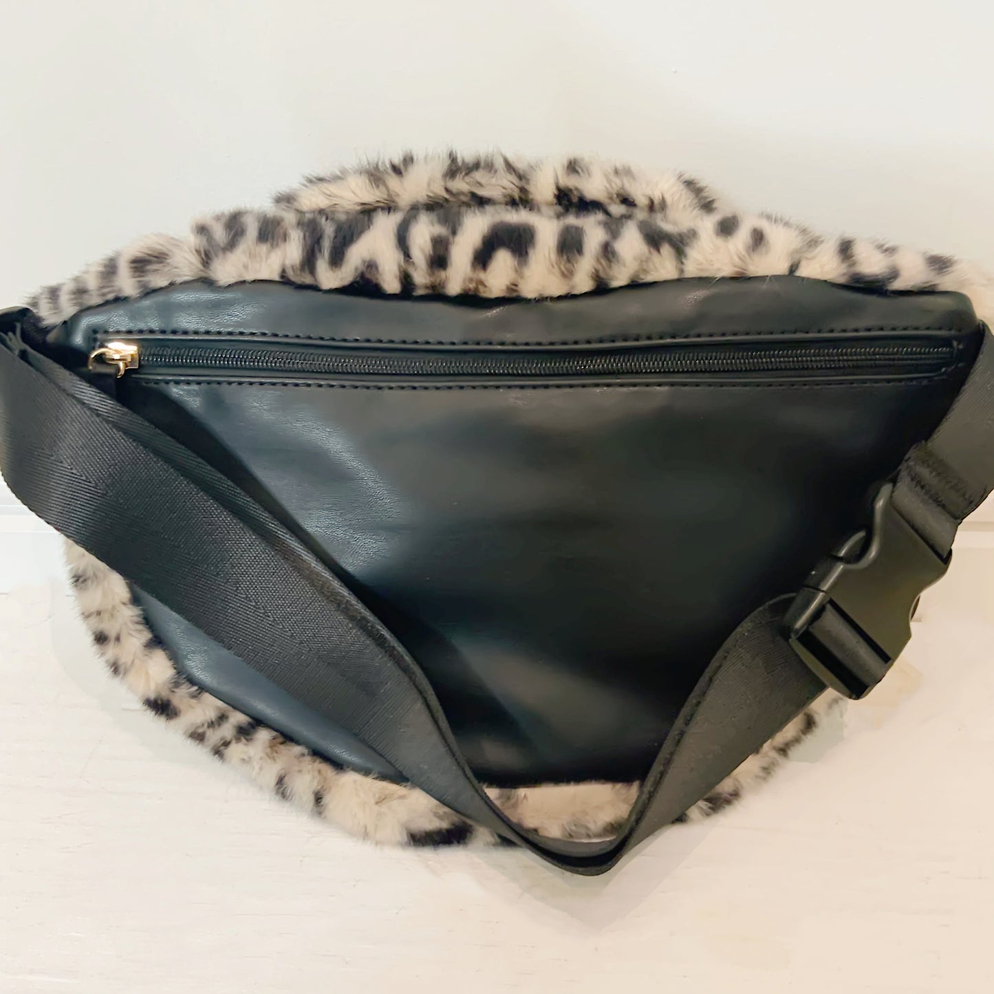 Cheetah Crossbody Sling Bag