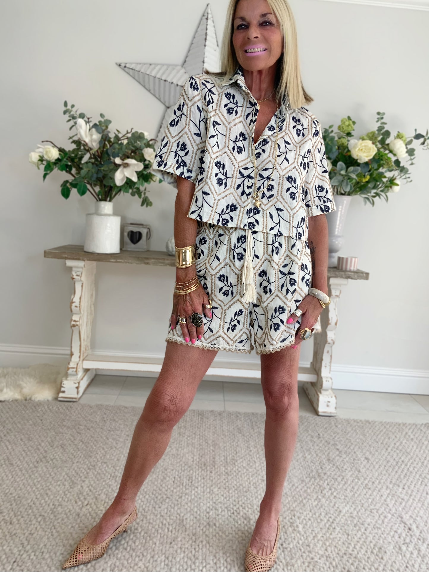 Biza Embroidered Shorts