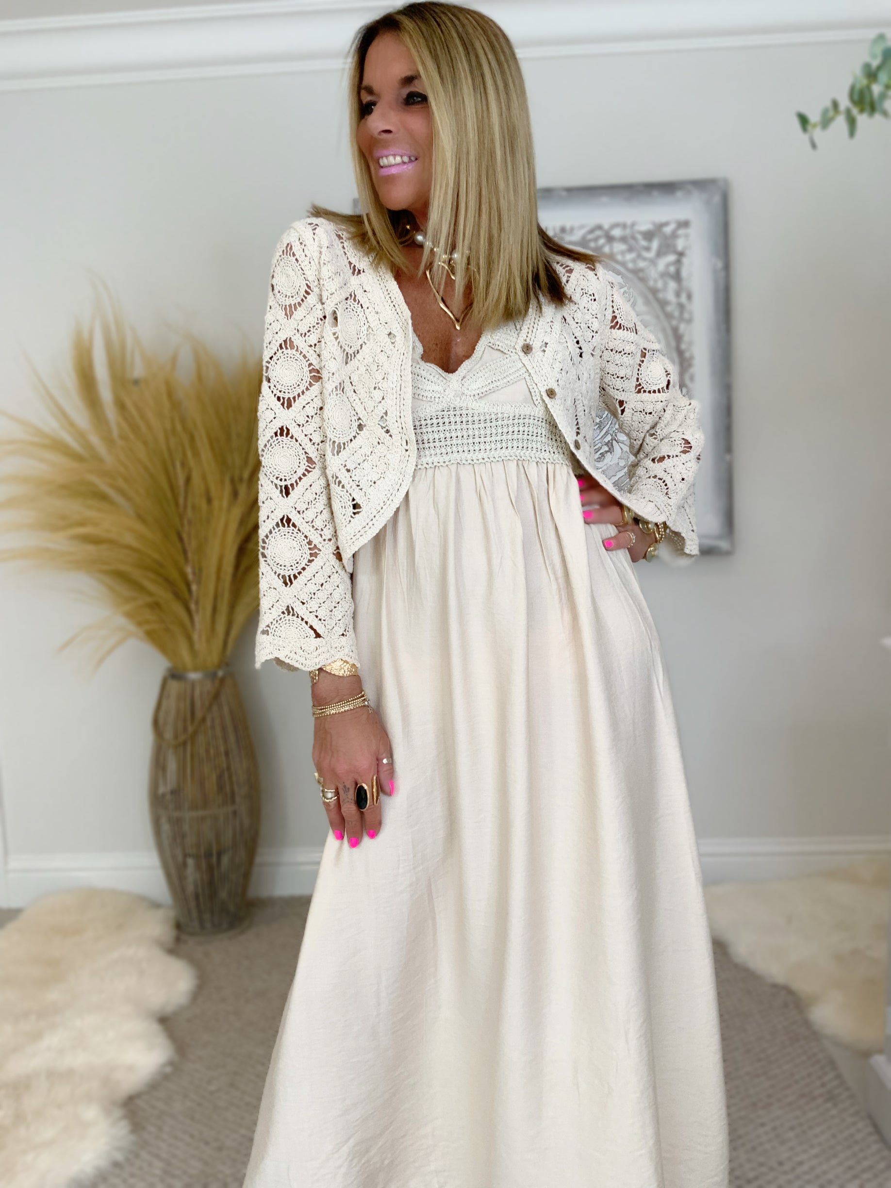 Crochet Halter Neck Dress – The Fashion Loft Boutique Crochet Halter Neck Dress – The Fashion Loft Boutique
