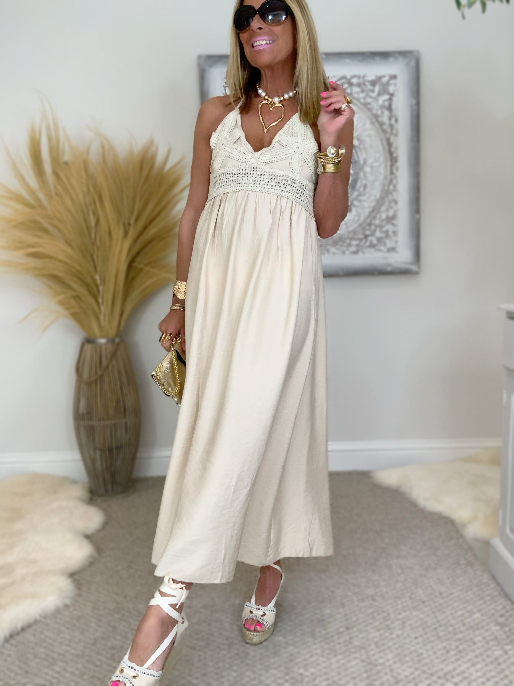 halter neck crochet dress – The Fashion Loft Boutique size 36 based sizing runs (2S Size:5 Years Azazie Elle